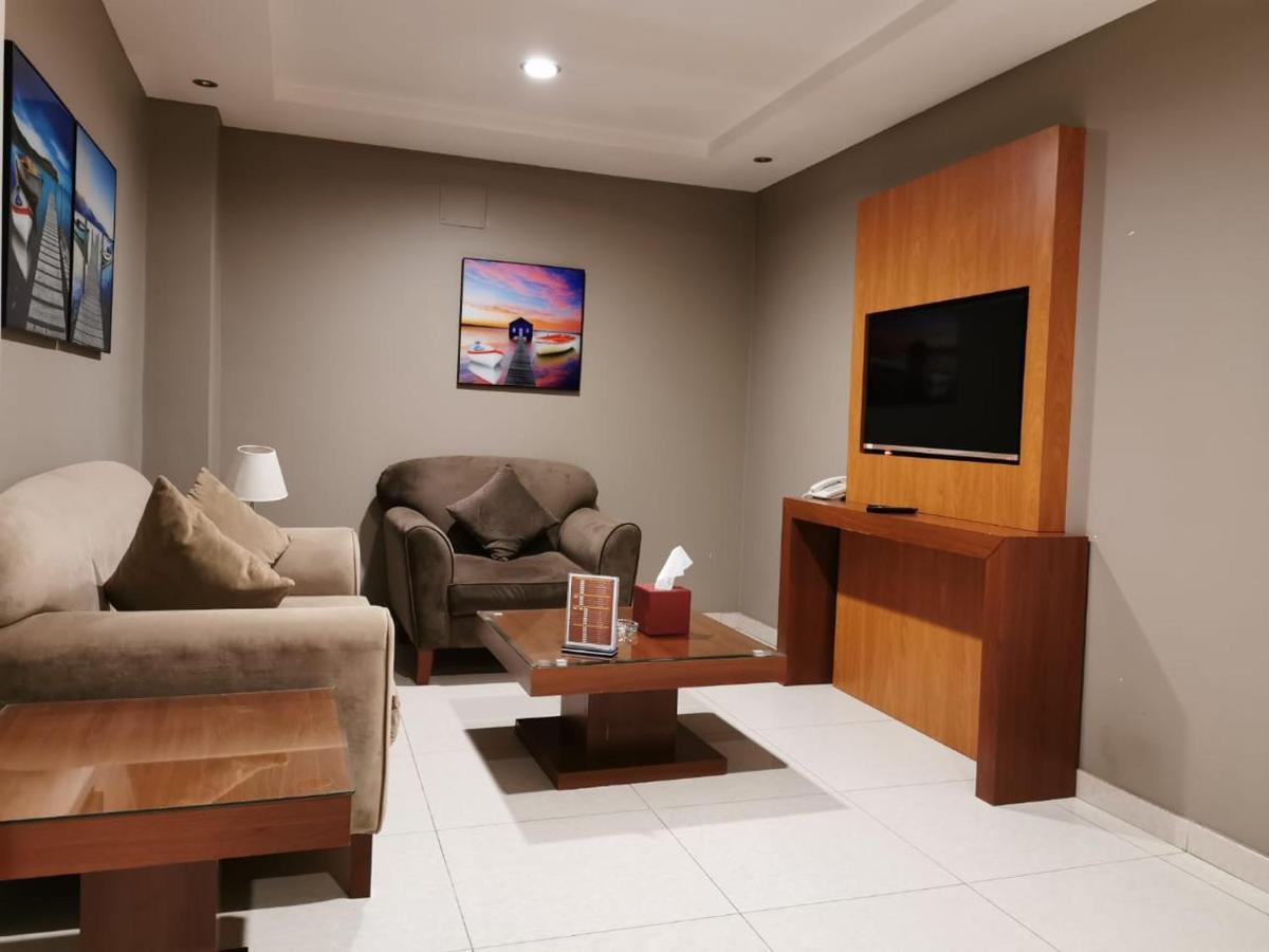 Ashbonh Hotel Suites Riade Exterior foto