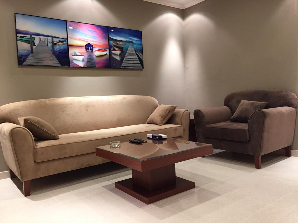 Ashbonh Hotel Suites Riade Quarto foto