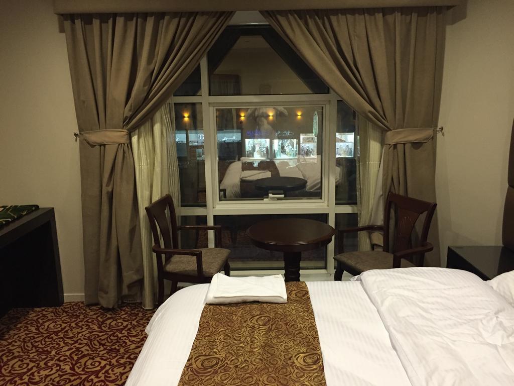 Ashbonh Hotel Suites Riade Quarto foto